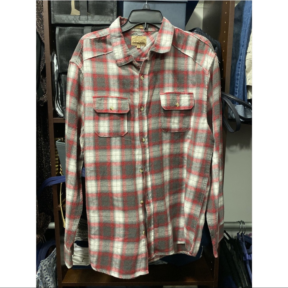 Men’s flannel shirt
